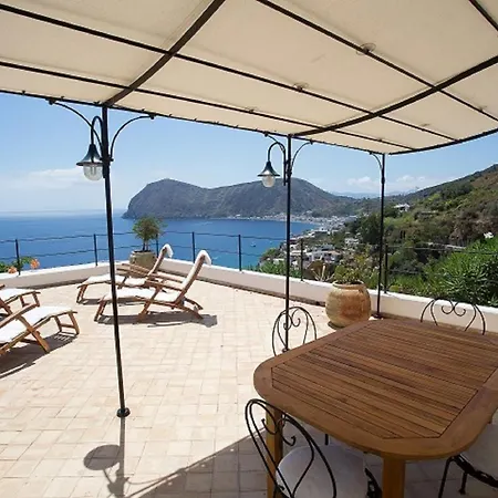 House With Garden And Sea View In *