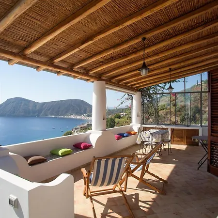 Semesterbostad House With Garden And Sea View In *