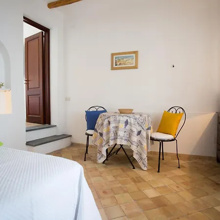House With Garden And Sea View In Lipari (Isola Lipari)