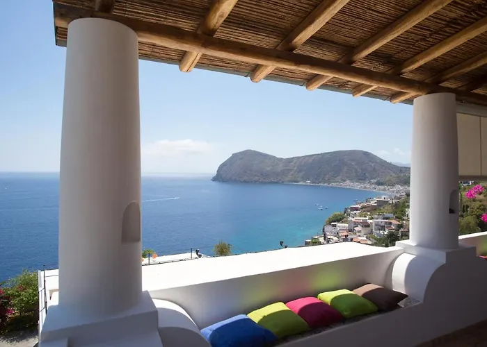 House With Garden And Sea View In Casa de Férias *