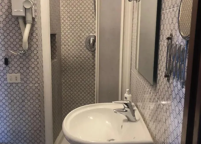 House With Garden And Sea View In