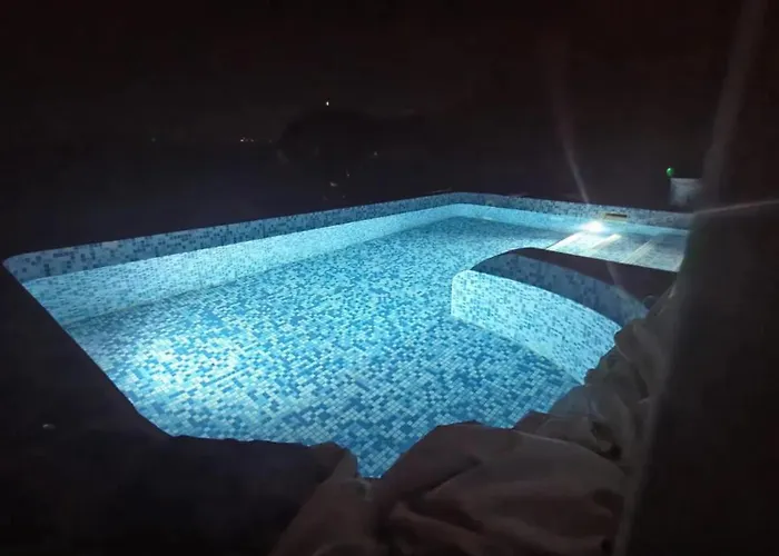 House With Garden And Sea View In * Lípara